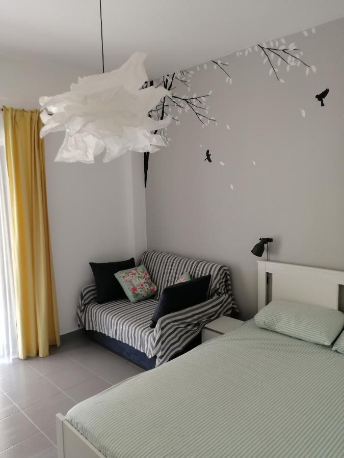 Elef Apartment Paralia Dionysiou Exterior photo